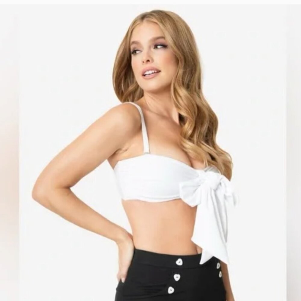 NWT Unique Vintage Rialto White‎ Bow Bikini Top M
